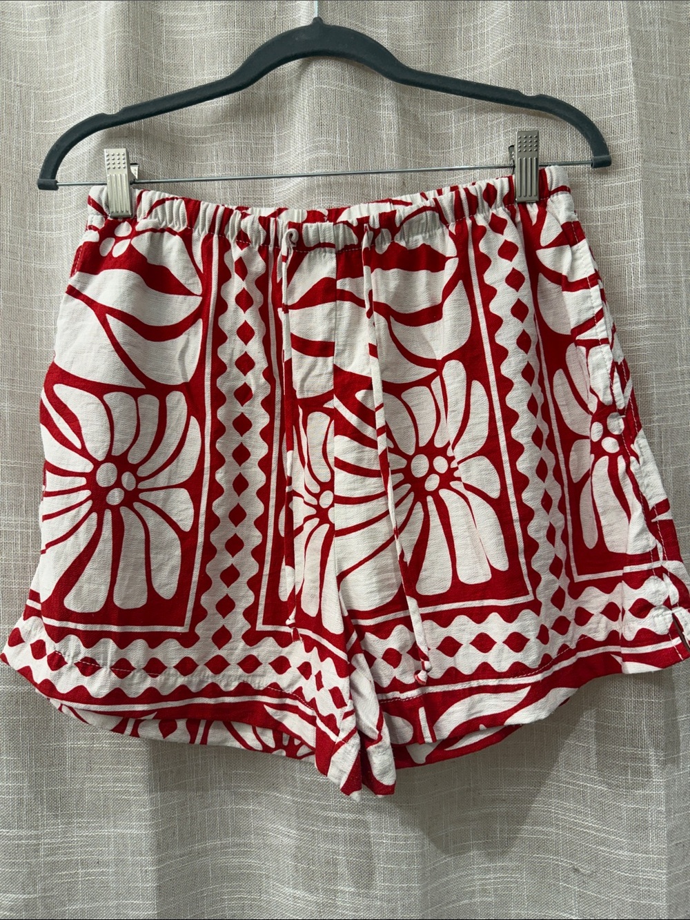H&M Red and White Floral High-Waist Lounge Shorts